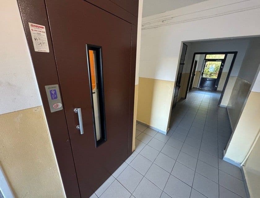 Prodej bytu 2+kk 40 m², Josefa Suka, Most, Ústecký kraj Prodej bytu 2+kk 40 m², Josefa Suka, Most, Ústecký kraj