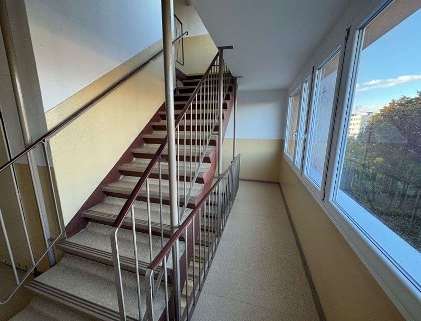 Prodej bytu 2+kk 40 m², Josefa Suka, Most, Ústecký kraj Prodej bytu 2+kk 40 m², Josefa Suka, Most, Ústecký kraj