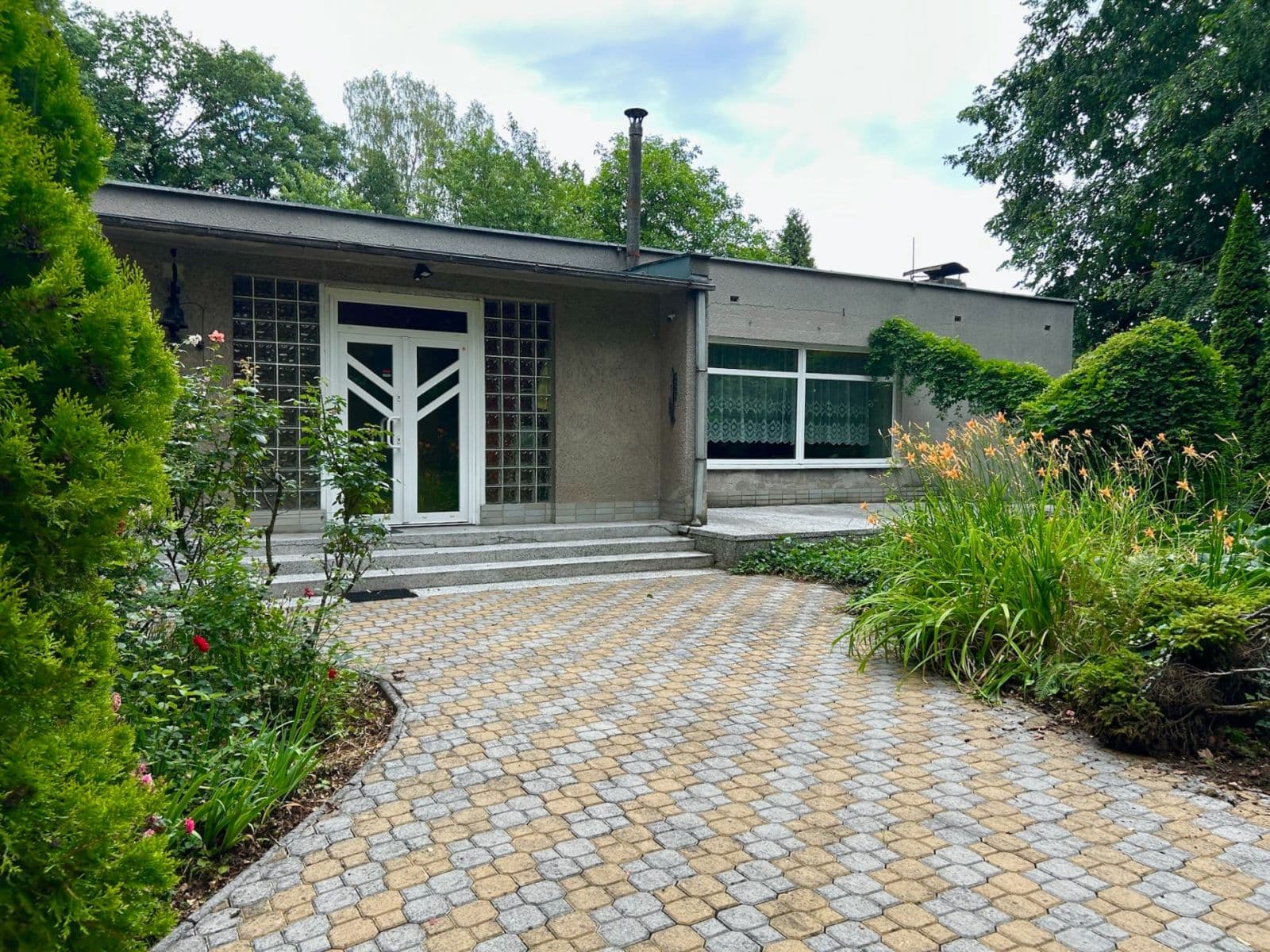 Prodej domu 276 m², pozemek 3.426 m², Plzeňská, Ostrava, Moravskoslezský kraj Prodej domu 276 m², pozemek 3.426 m², Plzeňská, Ostrava, Moravskoslezský kraj