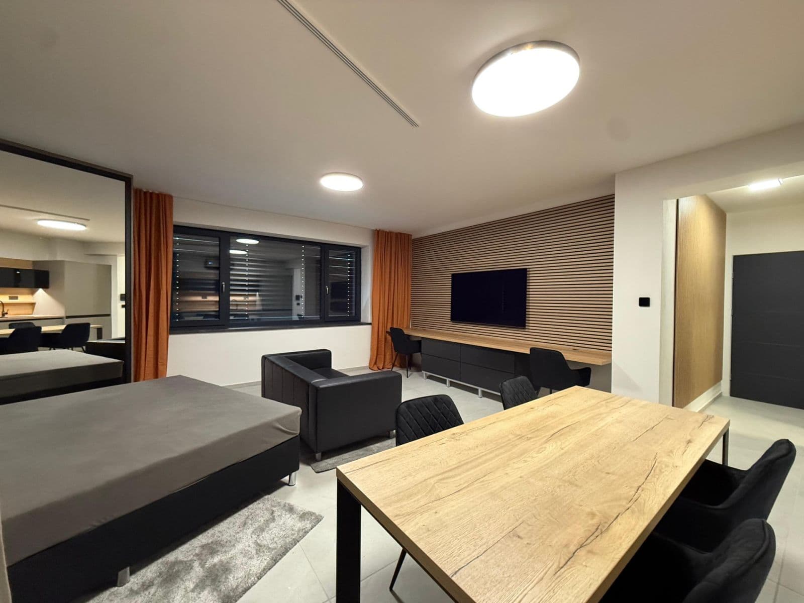Pronájem bytu 1+kk 42 m², Šmejkalova, Brno, Jihomoravský kraj Pronájem bytu 1+kk 42 m², Šmejkalova, Brno, Jihomoravský kraj