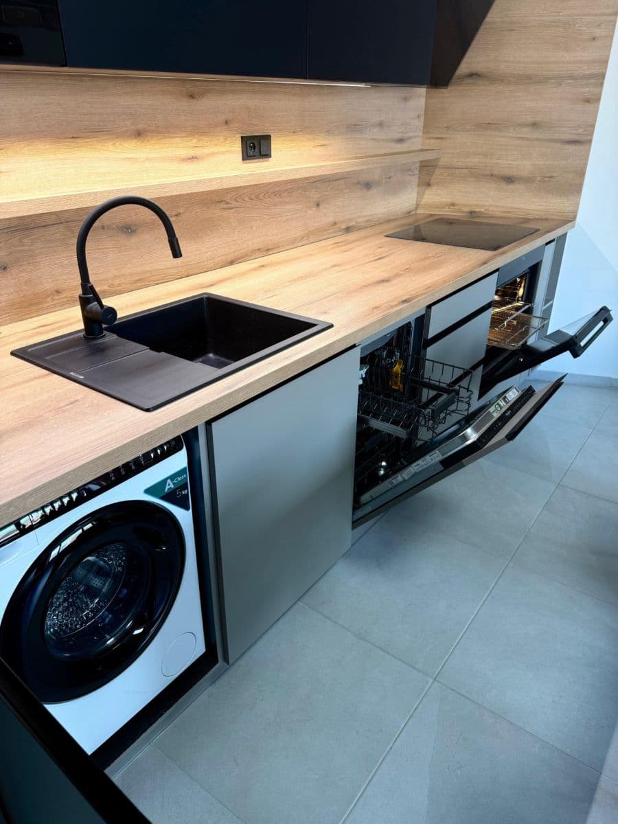 Pronájem bytu 1+kk 42 m², Šmejkalova, Brno, Jihomoravský kraj Pronájem bytu 1+kk 42 m², Šmejkalova, Brno, Jihomoravský kraj