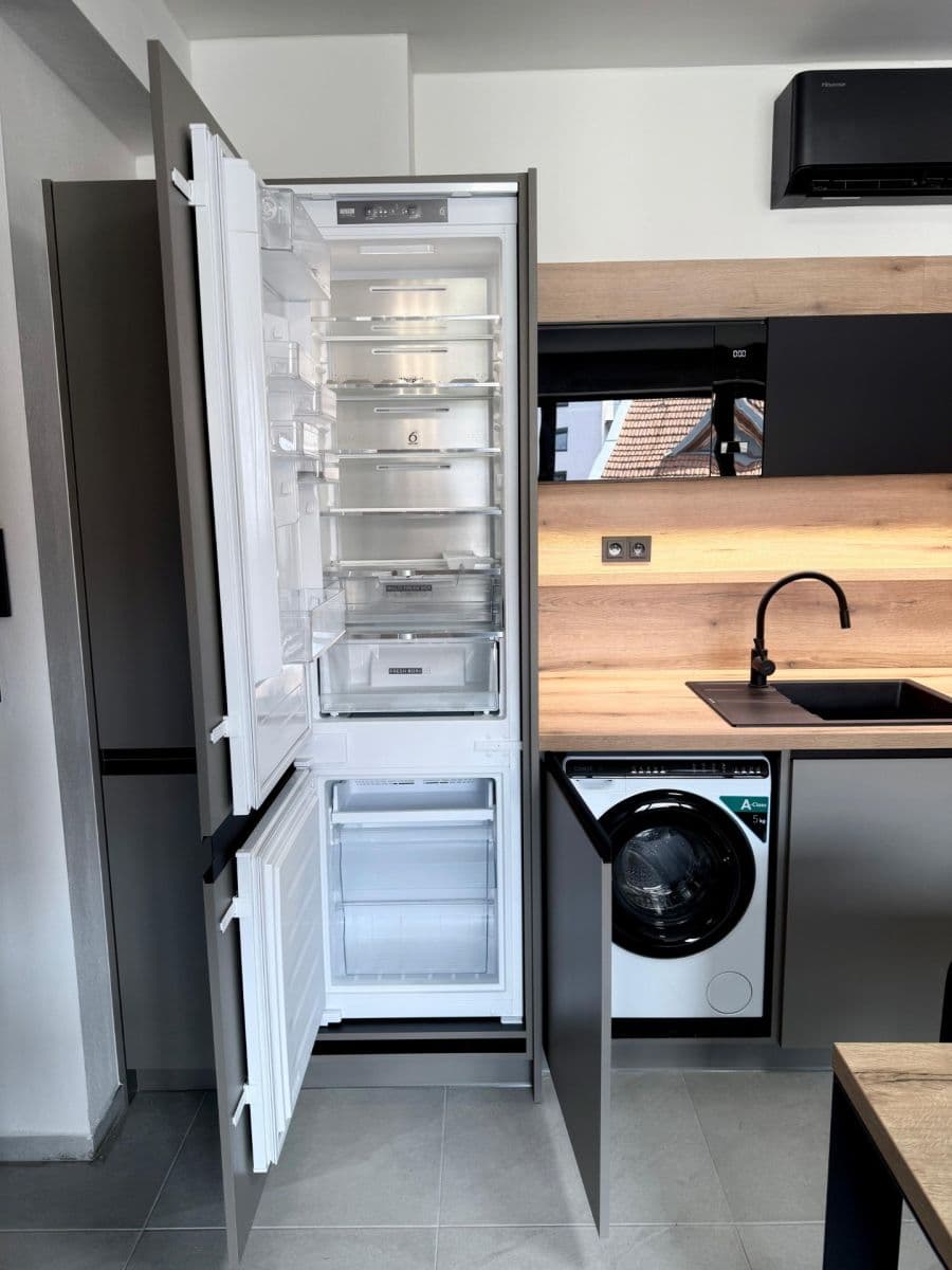 Pronájem bytu 1+kk 42 m², Šmejkalova, Brno, Jihomoravský kraj Pronájem bytu 1+kk 42 m², Šmejkalova, Brno, Jihomoravský kraj