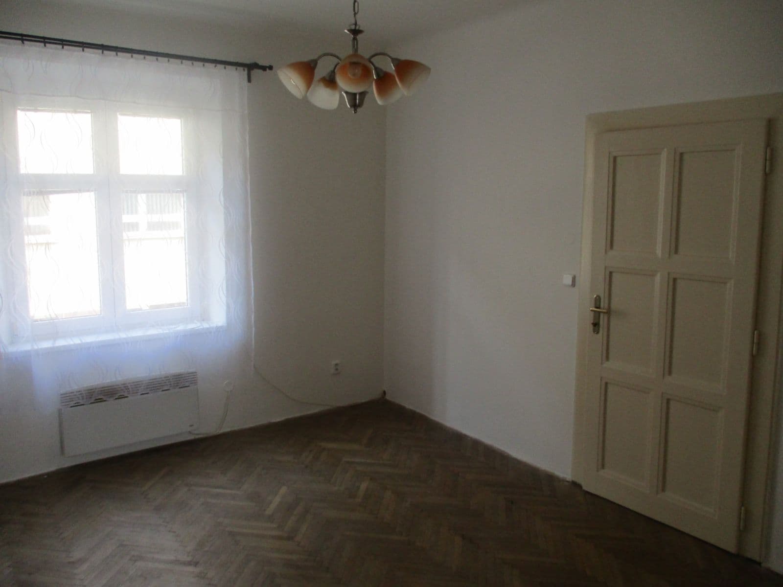 Pronájem bytu 2+1 75 m², Vančurova, Tábor, Jihočeský kraj Pronájem bytu 2+1 75 m², Vančurova, Tábor, Jihočeský kraj