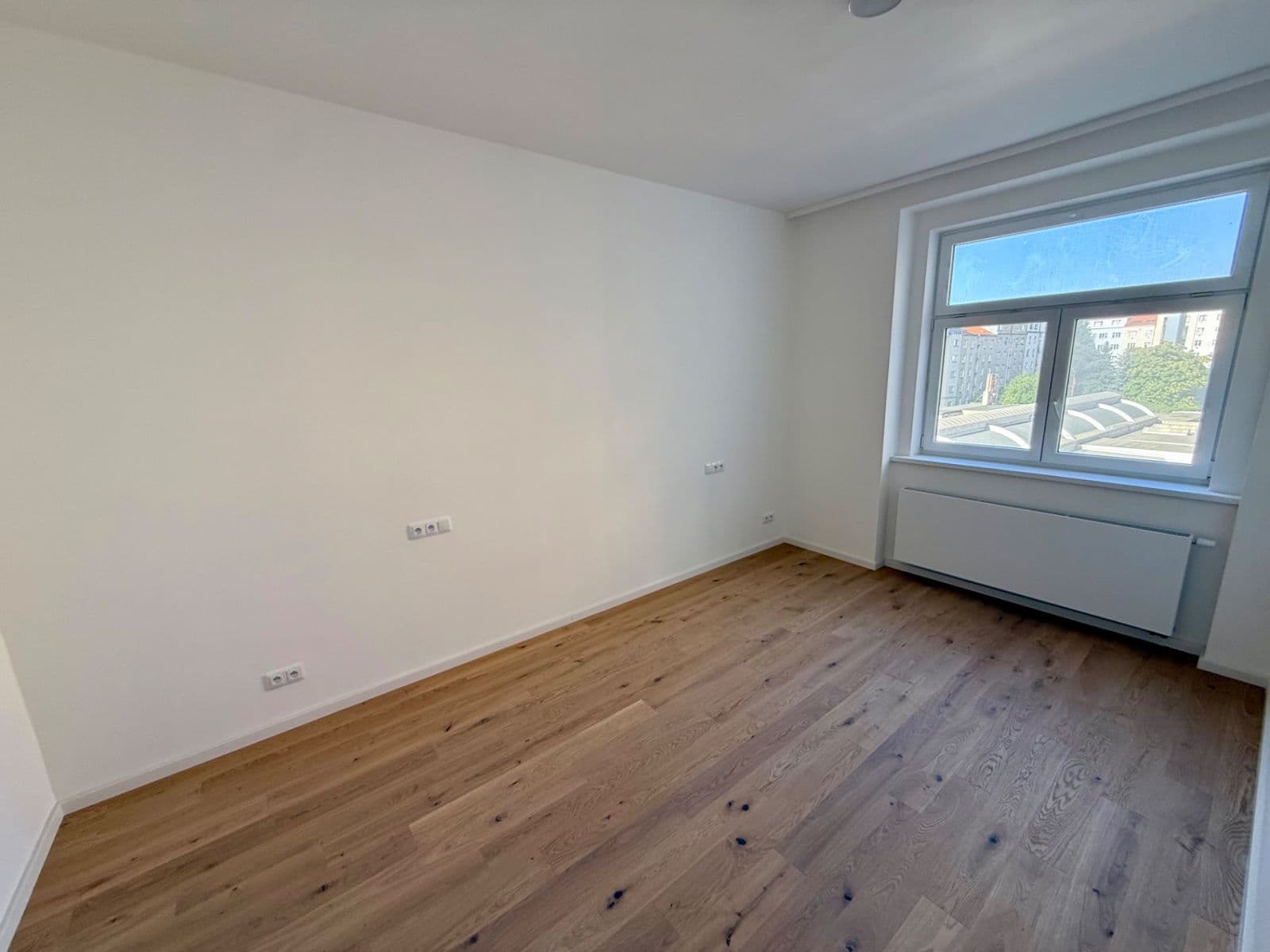 Pronájem bytu 2+kk 55 m², Jeseniova, Praha, Praha Pronájem bytu 2+kk 55 m², Jeseniova, Praha, Praha