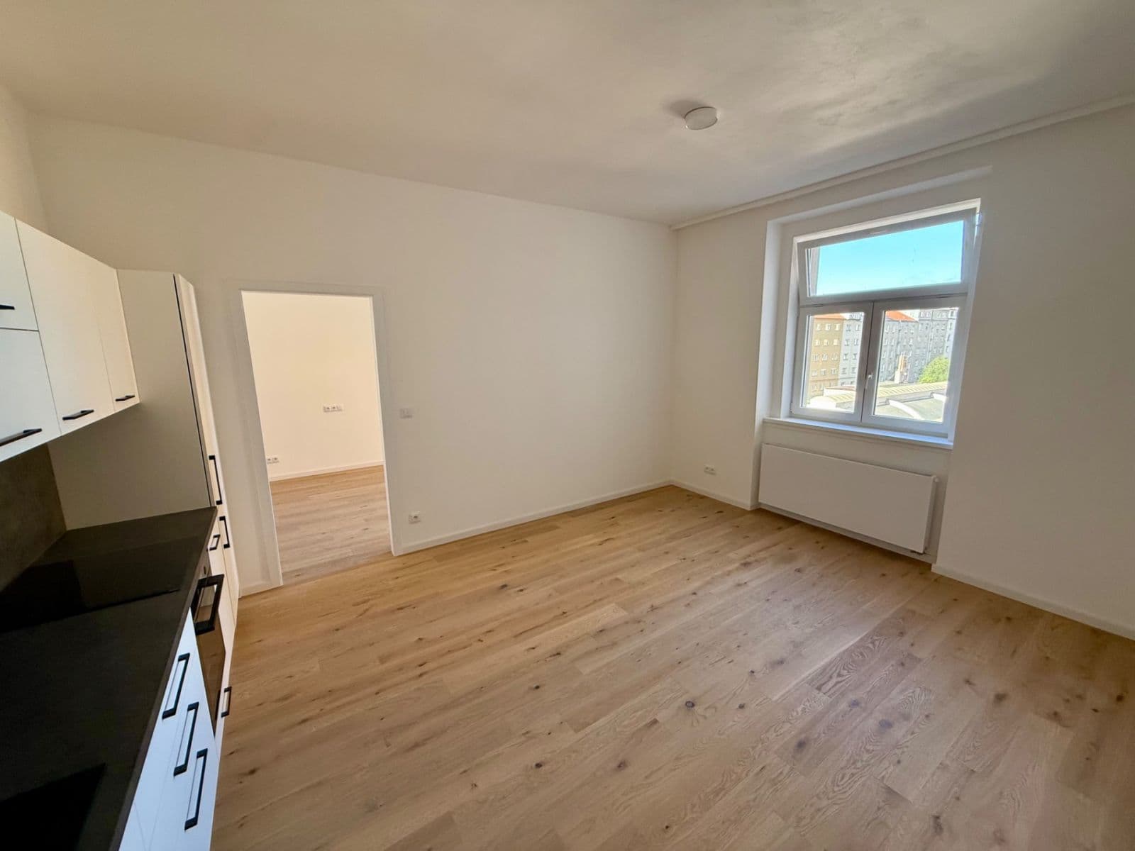 Pronájem bytu 2+kk 55 m², Jeseniova, Praha, Praha Pronájem bytu 2+kk 55 m², Jeseniova, Praha, Praha