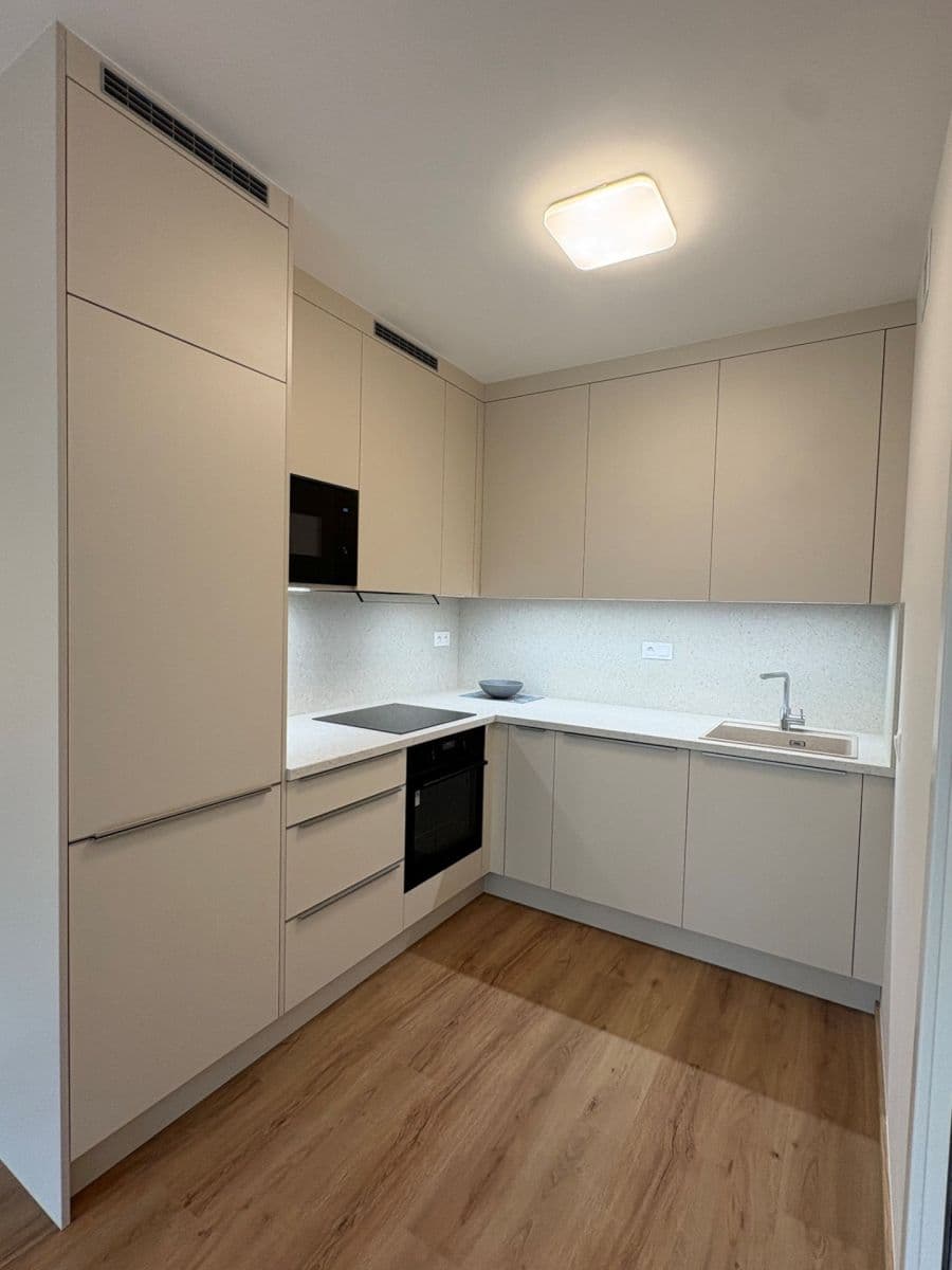 Pronájem bytu 2+kk 49 m², Kárníkova, Praha, Praha Pronájem bytu 2+kk 49 m², Kárníkova, Praha, Praha