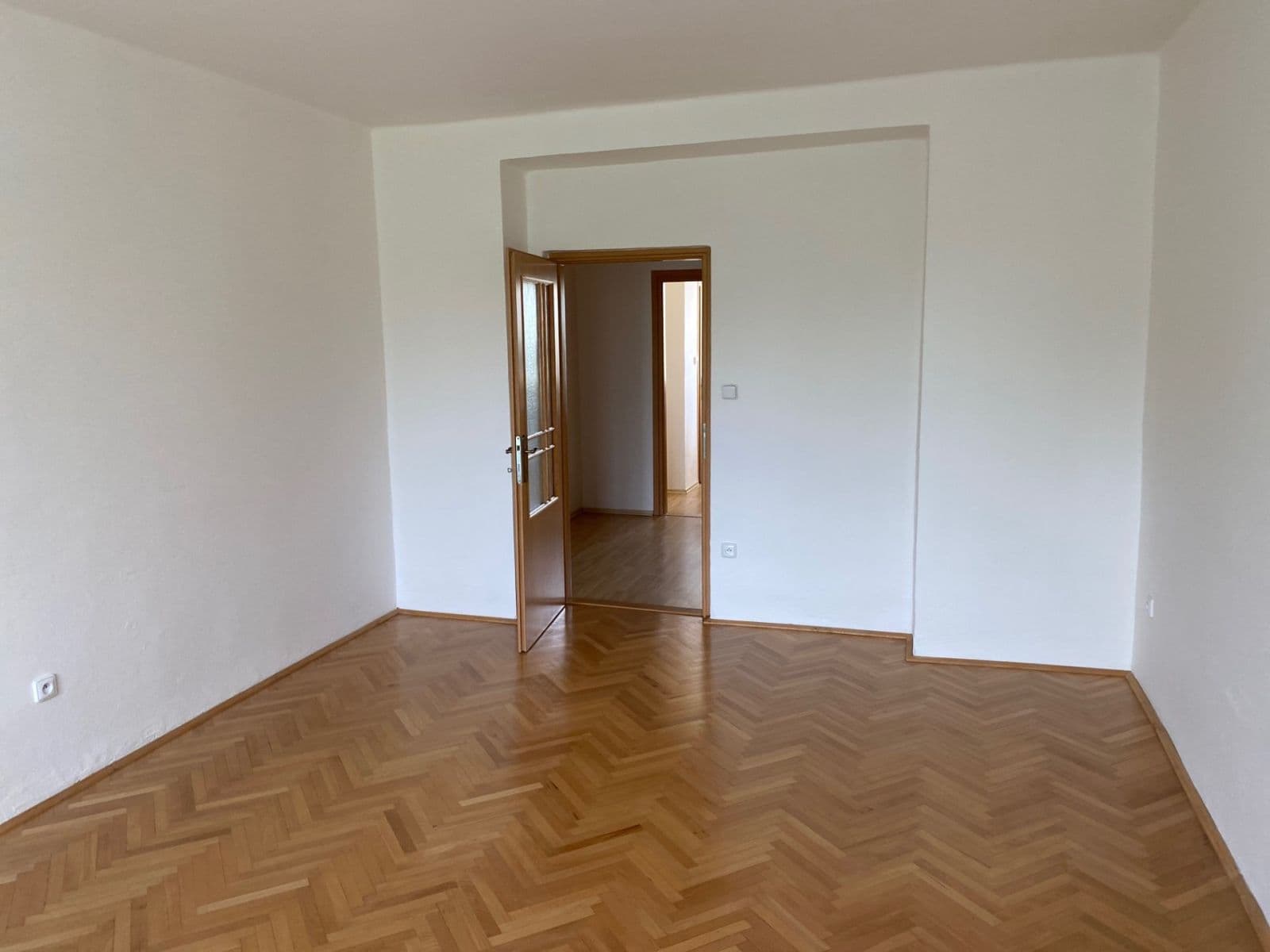 Pronájem bytu 2+1 55 m², třída Osvobození, Příbram, Středočeský kraj Pronájem bytu 2+1 55 m², třída Osvobození, Příbram, Středočeský kraj