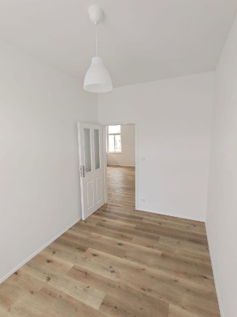 Pronájem bytu 3+kk 68 m², Pod Radnicí, Neveklov, Středočeský kraj Pronájem bytu 3+kk 68 m², Pod Radnicí, Neveklov, Středočeský kraj