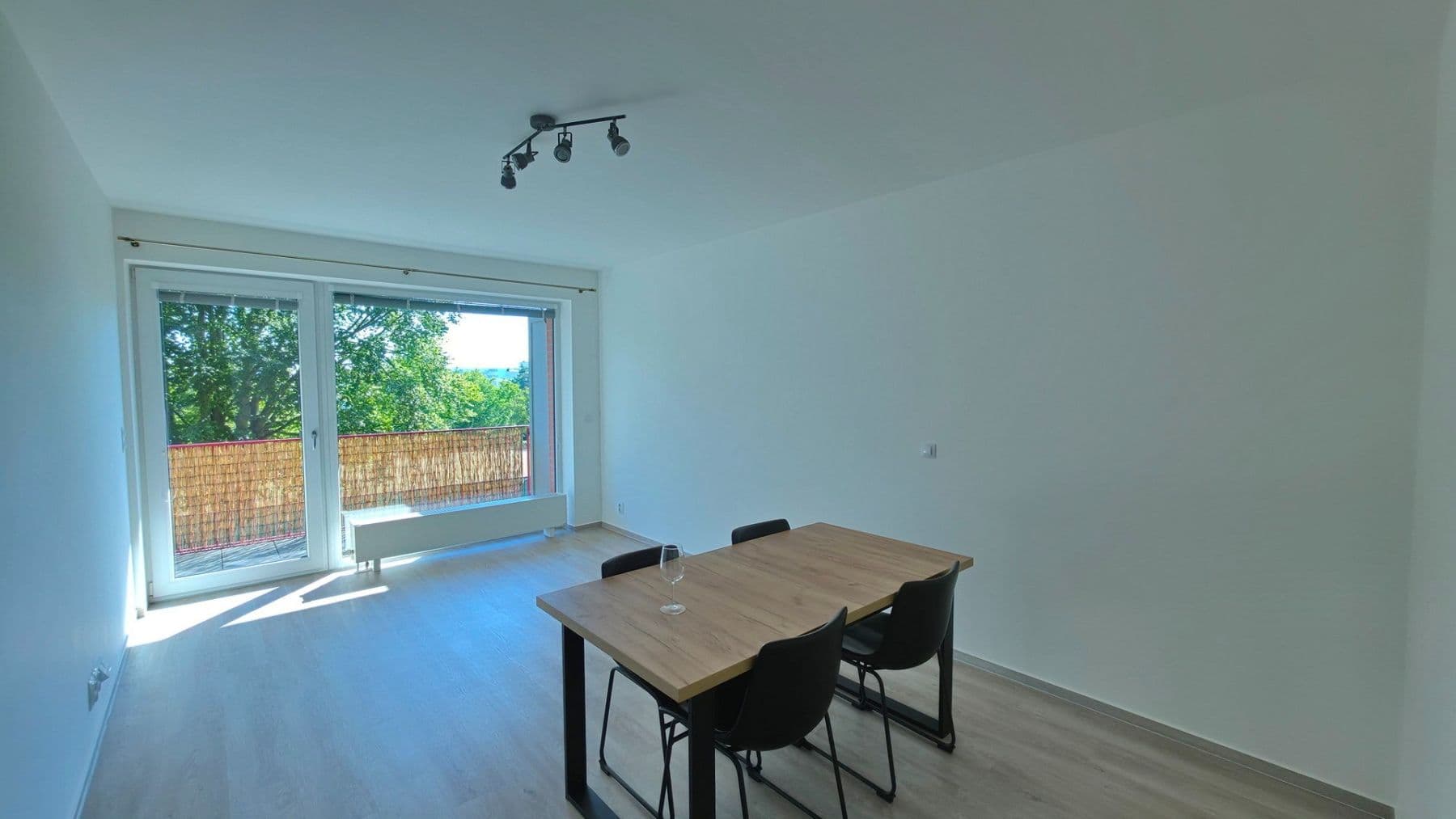 Pronájem bytu 3+kk 73 m², Fillova, Brno, Jihomoravský kraj Pronájem bytu 3+kk 73 m², Fillova, Brno, Jihomoravský kraj