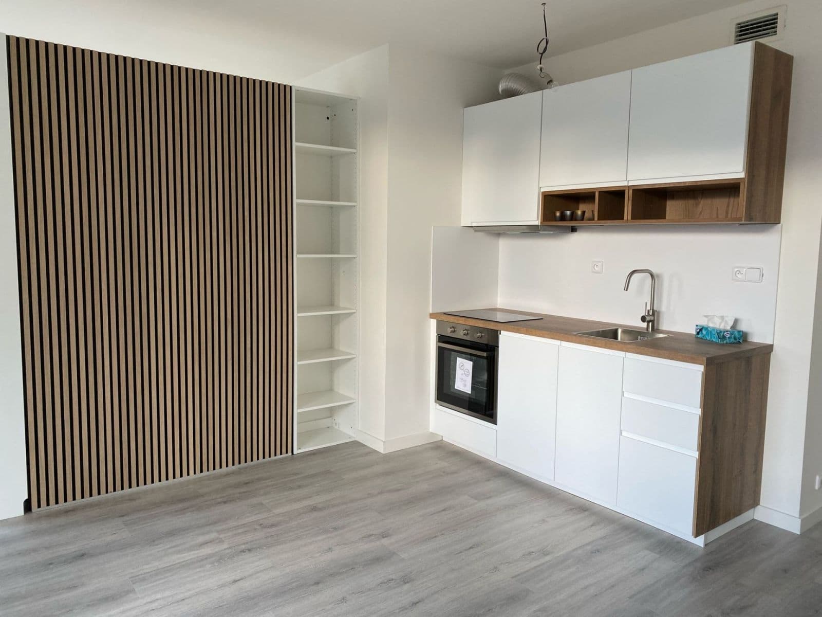 Pronájem bytu 2+kk 43 m², Mukařovského, Praha, Praha Pronájem bytu 2+kk 43 m², Mukařovského, Praha, Praha