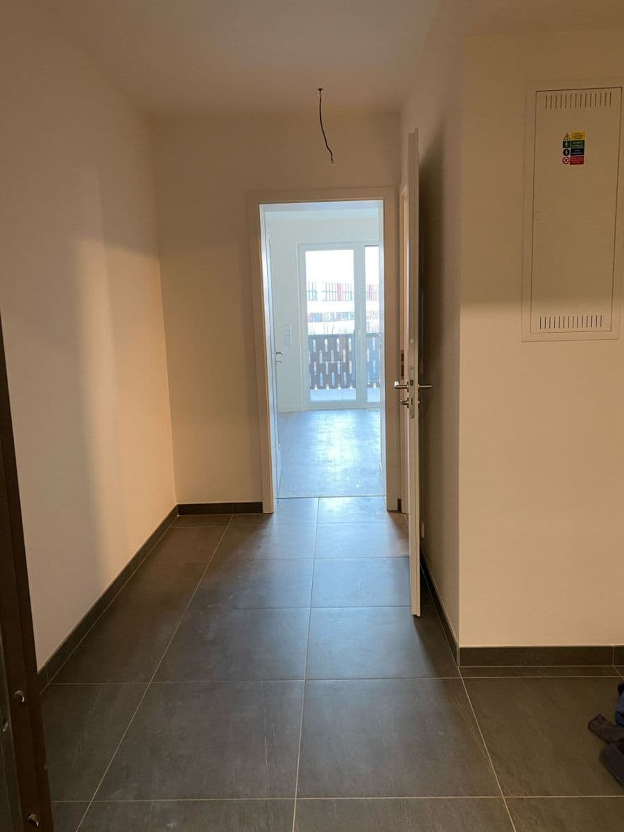 Pronájem bytu 2+kk 43 m², Mukařovského, Praha, Praha Pronájem bytu 2+kk 43 m², Mukařovského, Praha, Praha