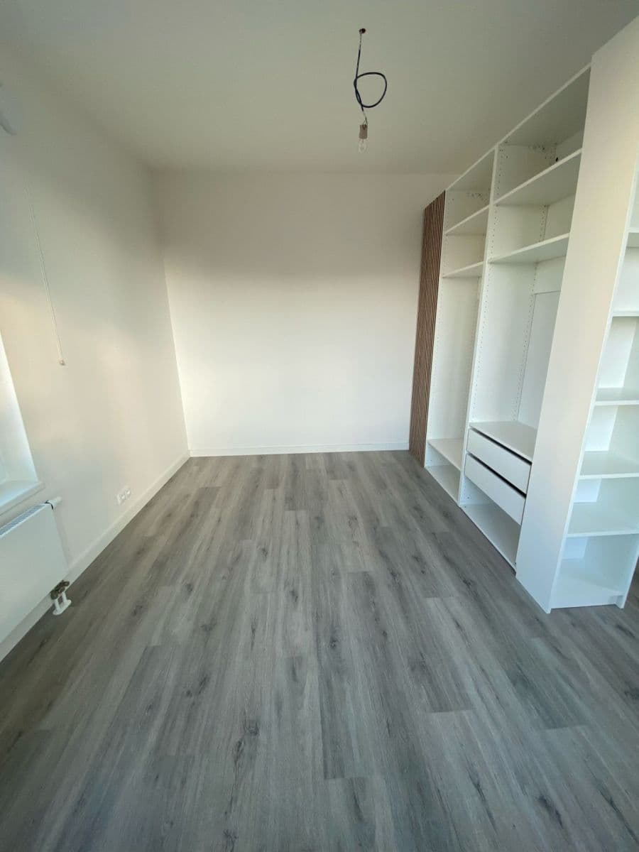 Pronájem bytu 2+kk 43 m², Mukařovského, Praha, Praha Pronájem bytu 2+kk 43 m², Mukařovského, Praha, Praha