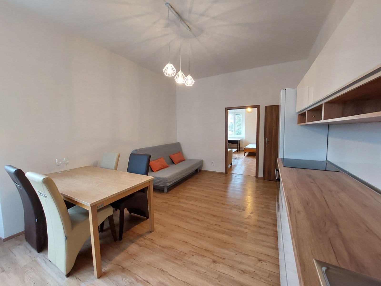Pronájem bytu 2+kk 63 m², třída Legií, Kralupy nad Vltavou, Středočeský kraj Pronájem bytu 2+kk 63 m², třída Legií, Kralupy nad Vltavou, Středočeský kraj
