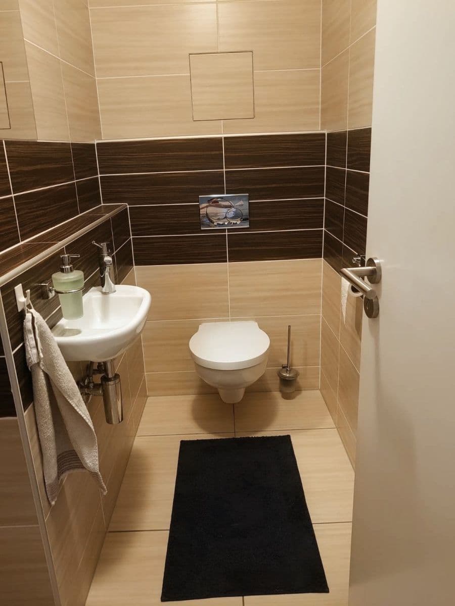 Pronájem bytu 2+kk 50 m², Magistrů, Praha, Praha Pronájem bytu 2+kk 50 m², Magistrů, Praha, Praha