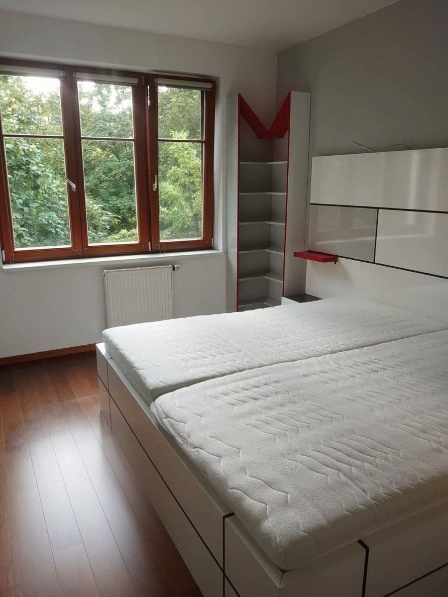 Pronájem bytu 2+kk 50 m², Magistrů, Praha, Praha Pronájem bytu 2+kk 50 m², Magistrů, Praha, Praha