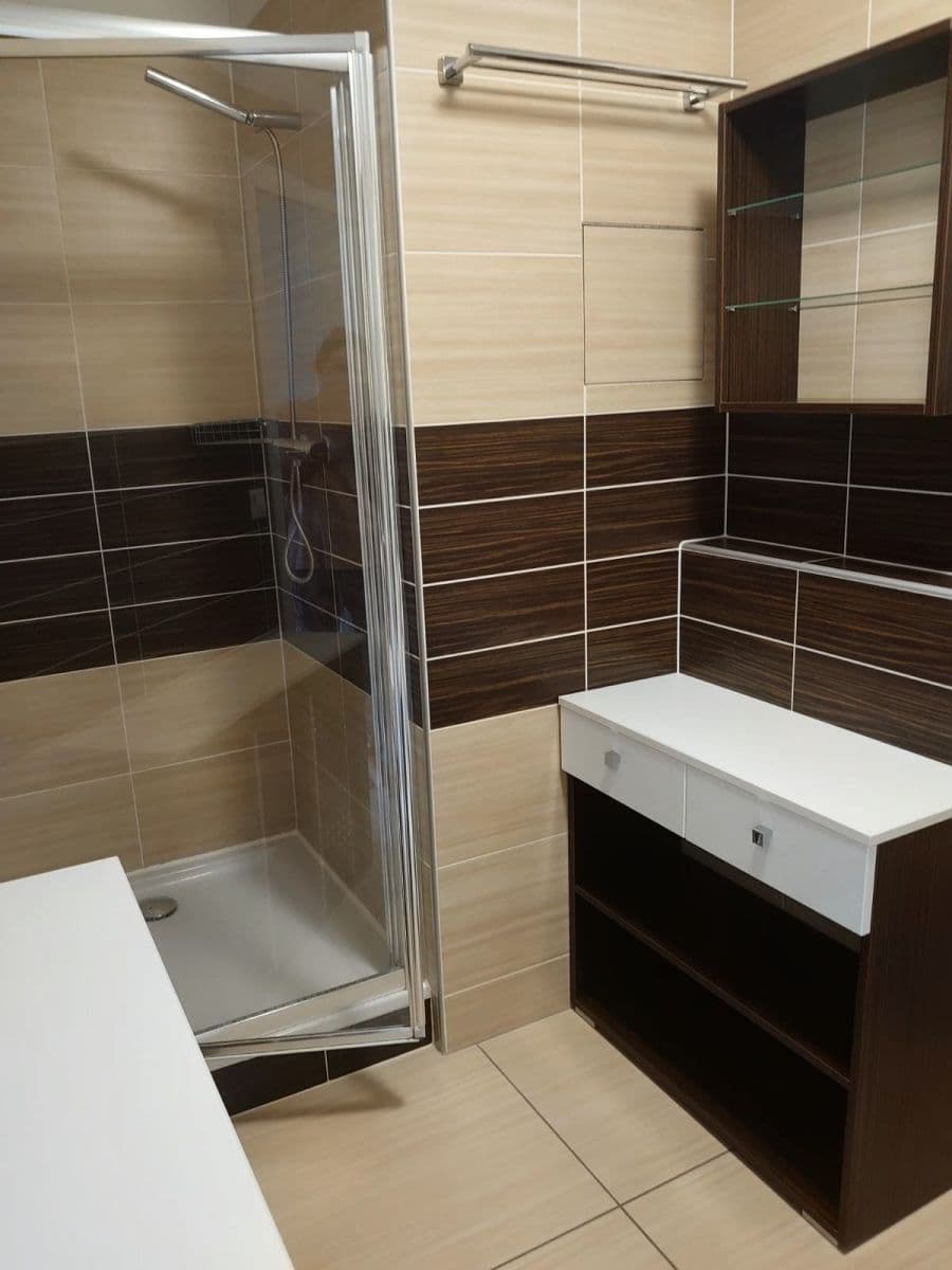 Pronájem bytu 2+kk 50 m², Magistrů, Praha, Praha Pronájem bytu 2+kk 50 m², Magistrů, Praha, Praha