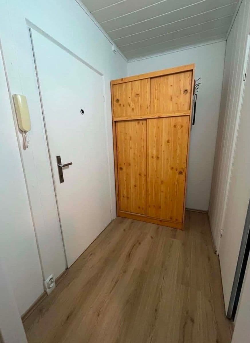 Pronájem bytu 1+1 32 m², Litoměřická, Praha, Praha Pronájem bytu 1+1 32 m², Litoměřická, Praha, Praha