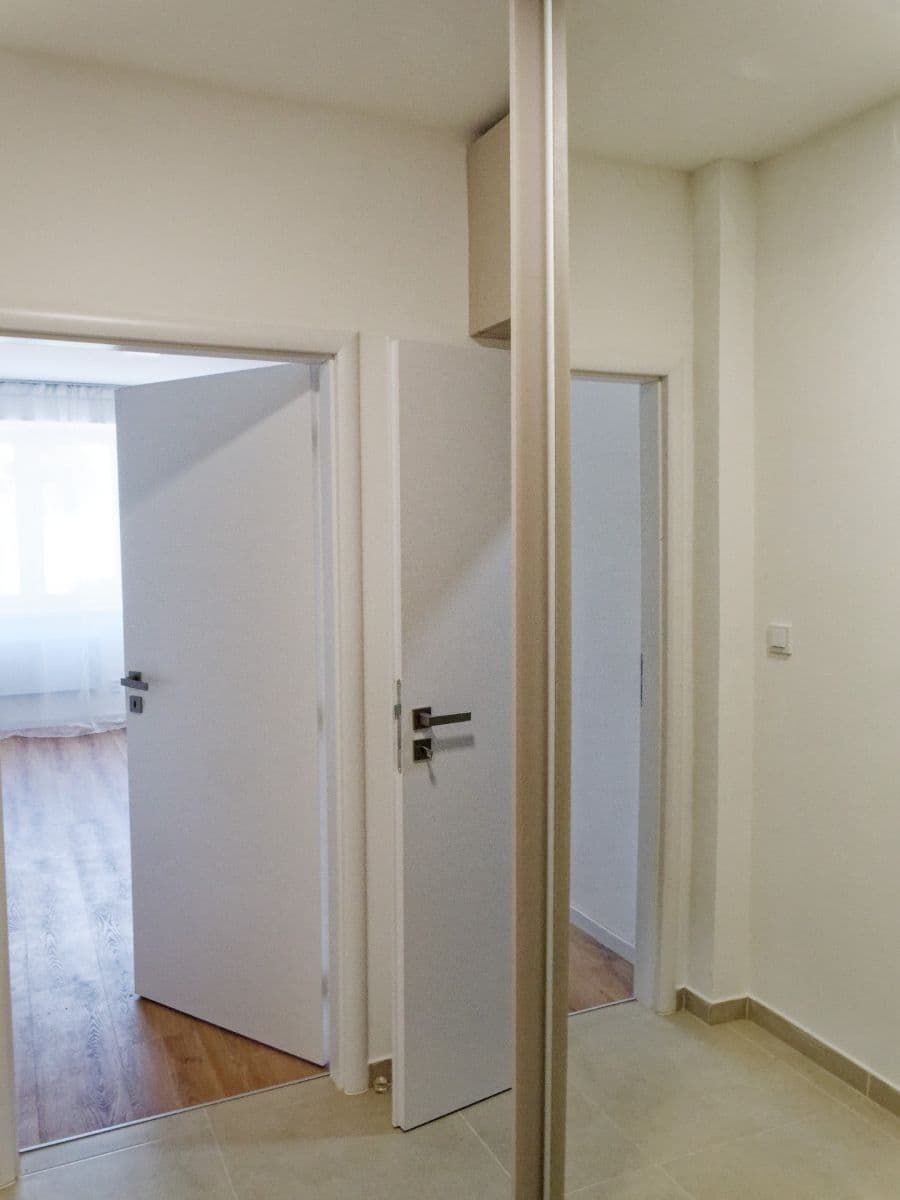 Pronájem bytu 1+kk 30 m², Kolbenova, Praha, Praha Pronájem bytu 1+kk 30 m², Kolbenova, Praha, Praha