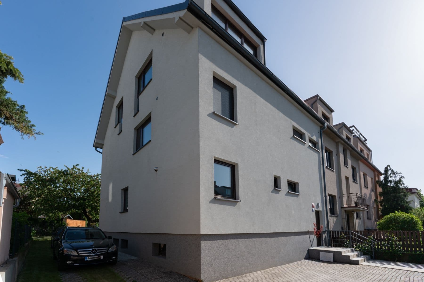 Prodej bytu 2+kk 79 m², Vlnitá, Praha, Praha Prodej bytu 2+kk 79 m², Vlnitá, Praha, Praha