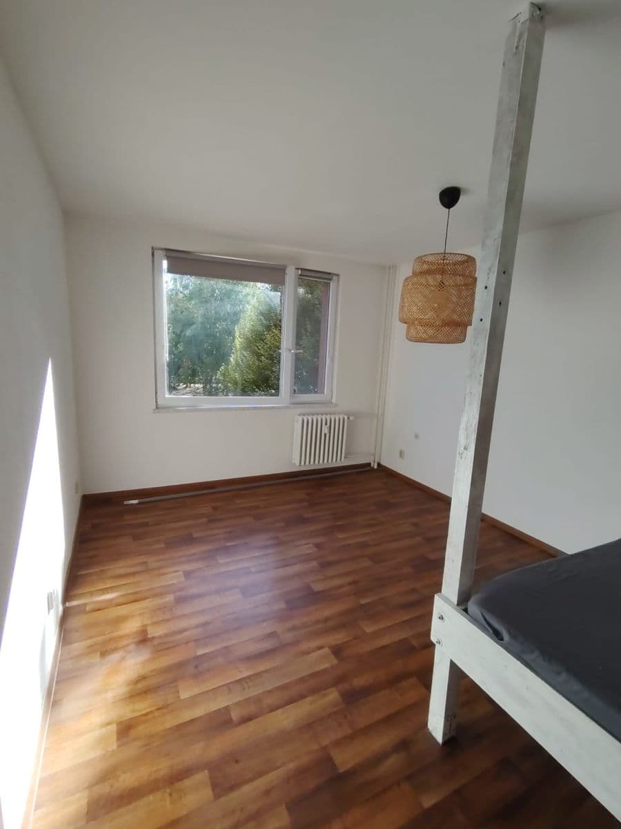 Pronájem bytu 1+1 35 m², Na Lužci, Lázně Bohdaneč, Pardubický kraj Pronájem bytu 1+1 35 m², Na Lužci, Lázně Bohdaneč, Pardubický kraj