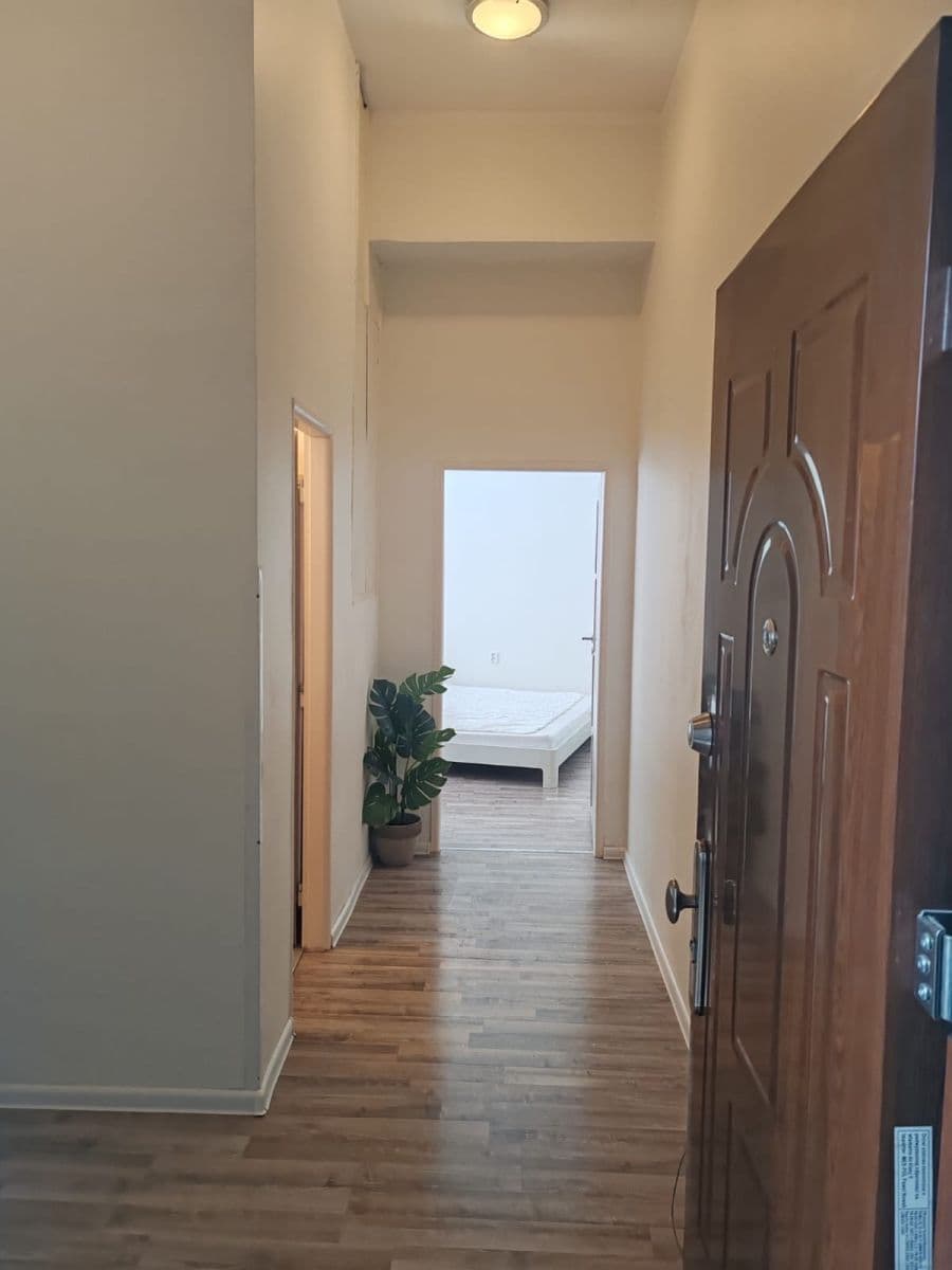 Pronájem bytu 1+1 44 m², Legionárska, Nové Mesto, Bratislavský kraj Pronájem bytu 1+1 44 m², Legionárska, Nové Mesto, Bratislavský kraj
