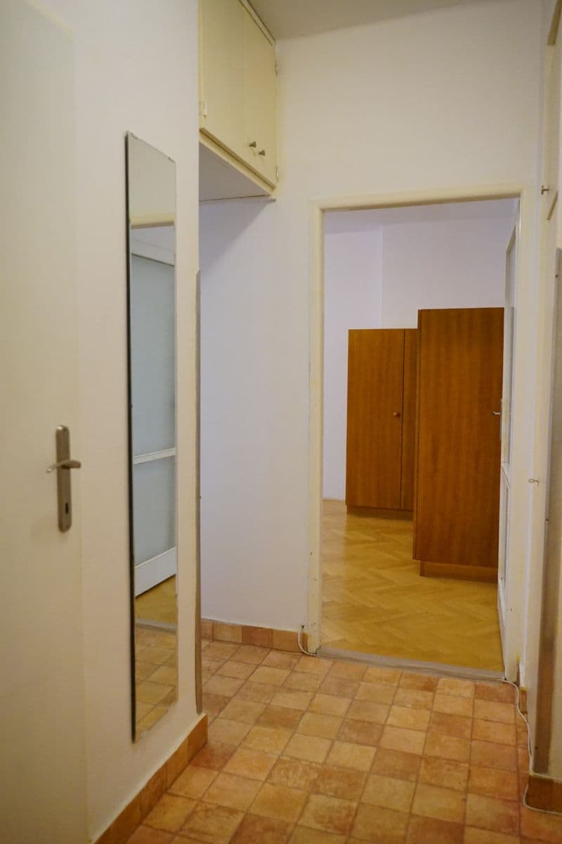 Pronájem bytu 1+1 39 m², tř. Míru, Olomouc, Olomoucký kraj Pronájem bytu 1+1 39 m², tř. Míru, Olomouc, Olomoucký kraj