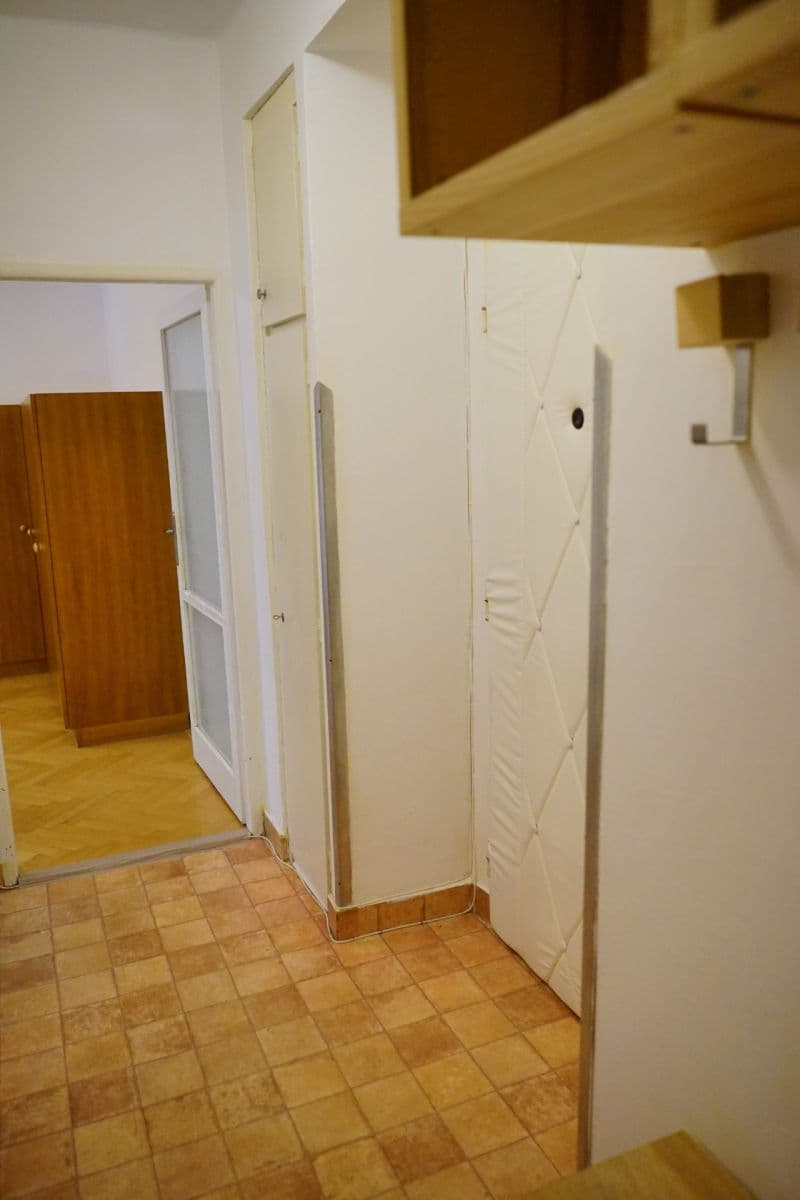 Pronájem bytu 1+1 39 m², tř. Míru, Olomouc, Olomoucký kraj Pronájem bytu 1+1 39 m², tř. Míru, Olomouc, Olomoucký kraj