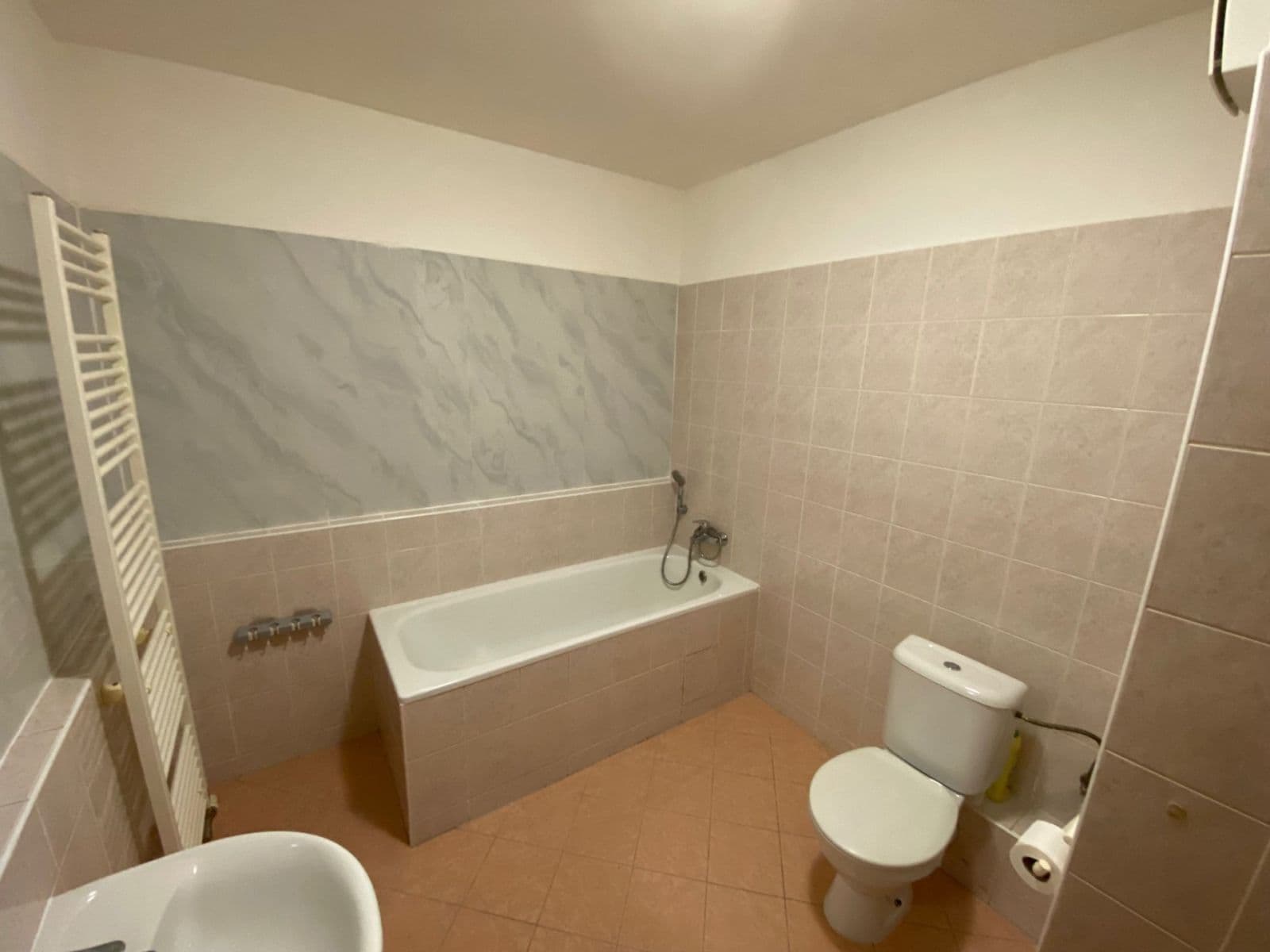 Pronájem bytu 2+kk 48 m², Boloňská, Praha, Praha Pronájem bytu 2+kk 48 m², Boloňská, Praha, Praha