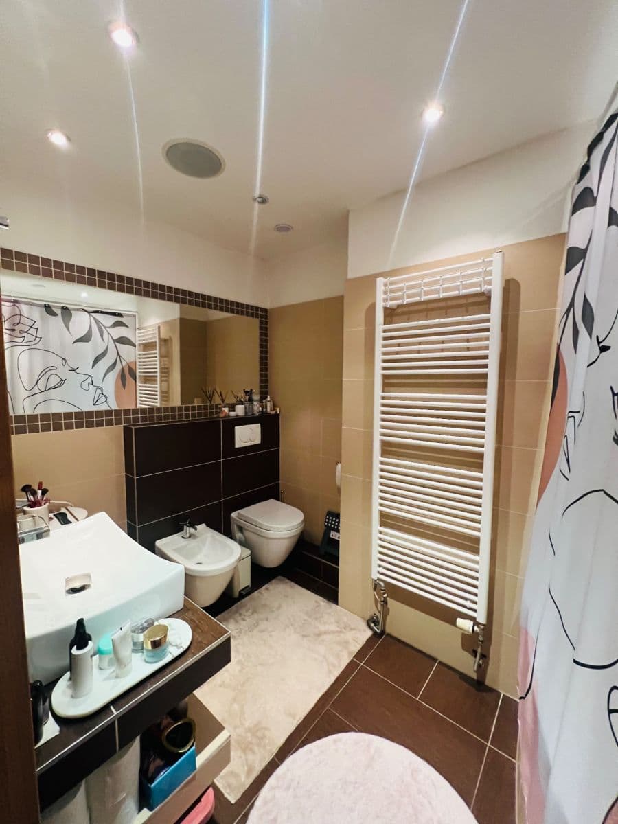 Pronájem bytu 2+kk 15 m², Ke Štvanici, Praha, Praha Pronájem bytu 2+kk 15 m², Ke Štvanici, Praha, Praha