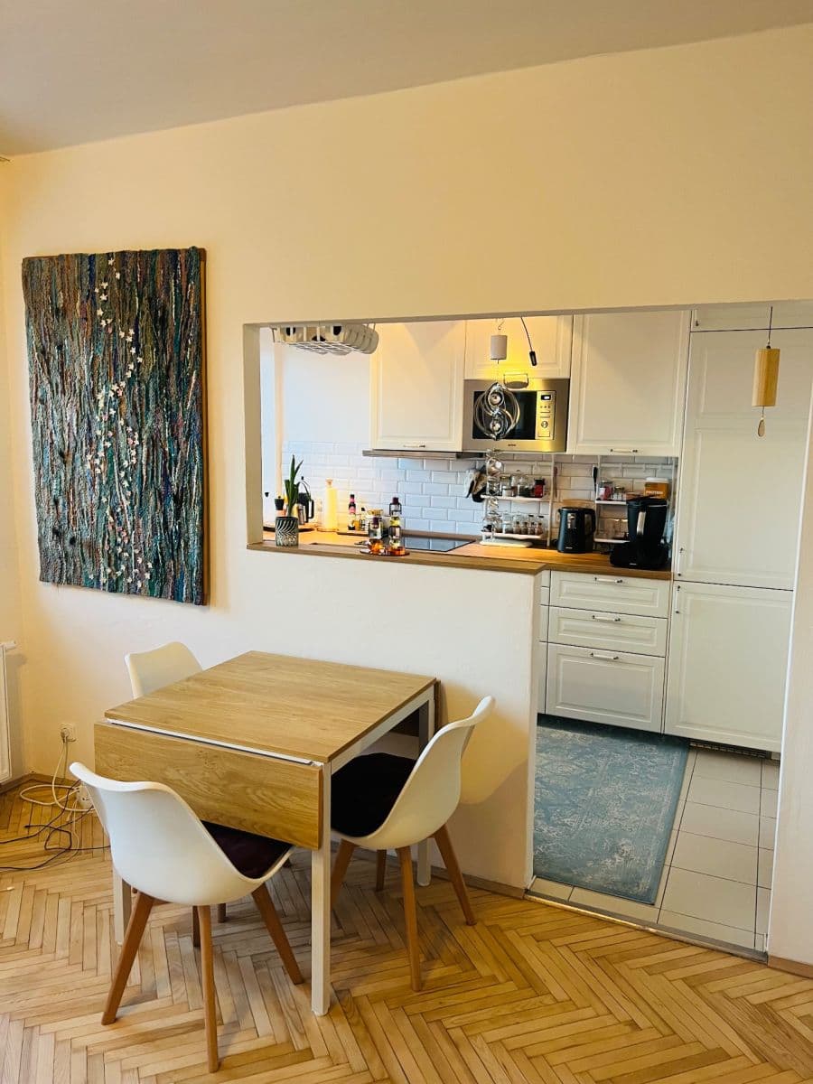 Pronájem bytu 2+kk 15 m², Ke Štvanici, Praha, Praha Pronájem bytu 2+kk 15 m², Ke Štvanici, Praha, Praha