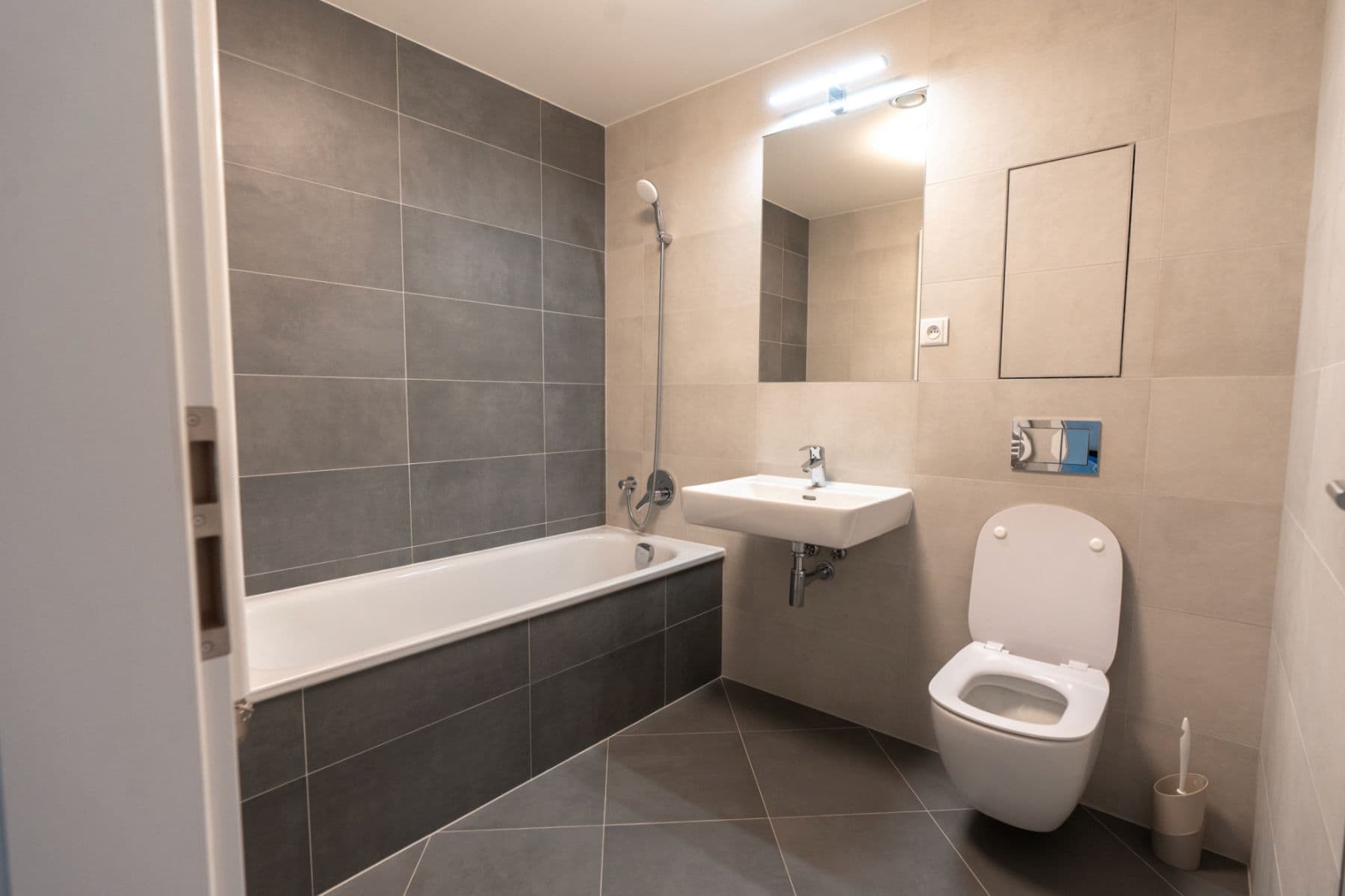 Pronájem bytu 2+kk 52 m², Jankovcova, Praha, Praha Pronájem bytu 2+kk 52 m², Jankovcova, Praha, Praha