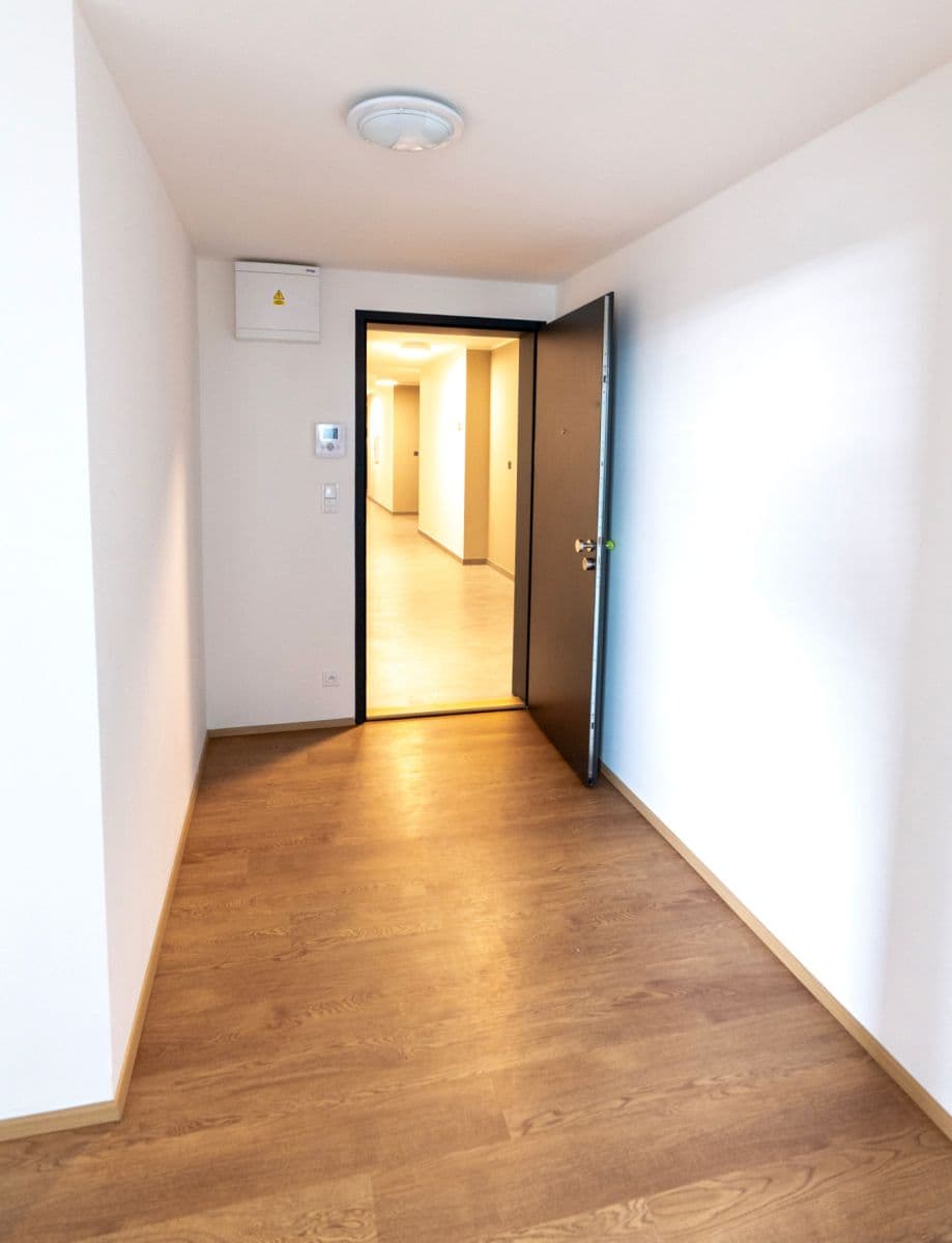 Pronájem bytu 2+kk 52 m², Jankovcova, Praha, Praha Pronájem bytu 2+kk 52 m², Jankovcova, Praha, Praha