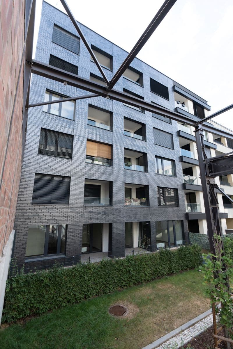 Pronájem bytu 2+kk 52 m², Jankovcova, Praha, Praha Pronájem bytu 2+kk 52 m², Jankovcova, Praha, Praha