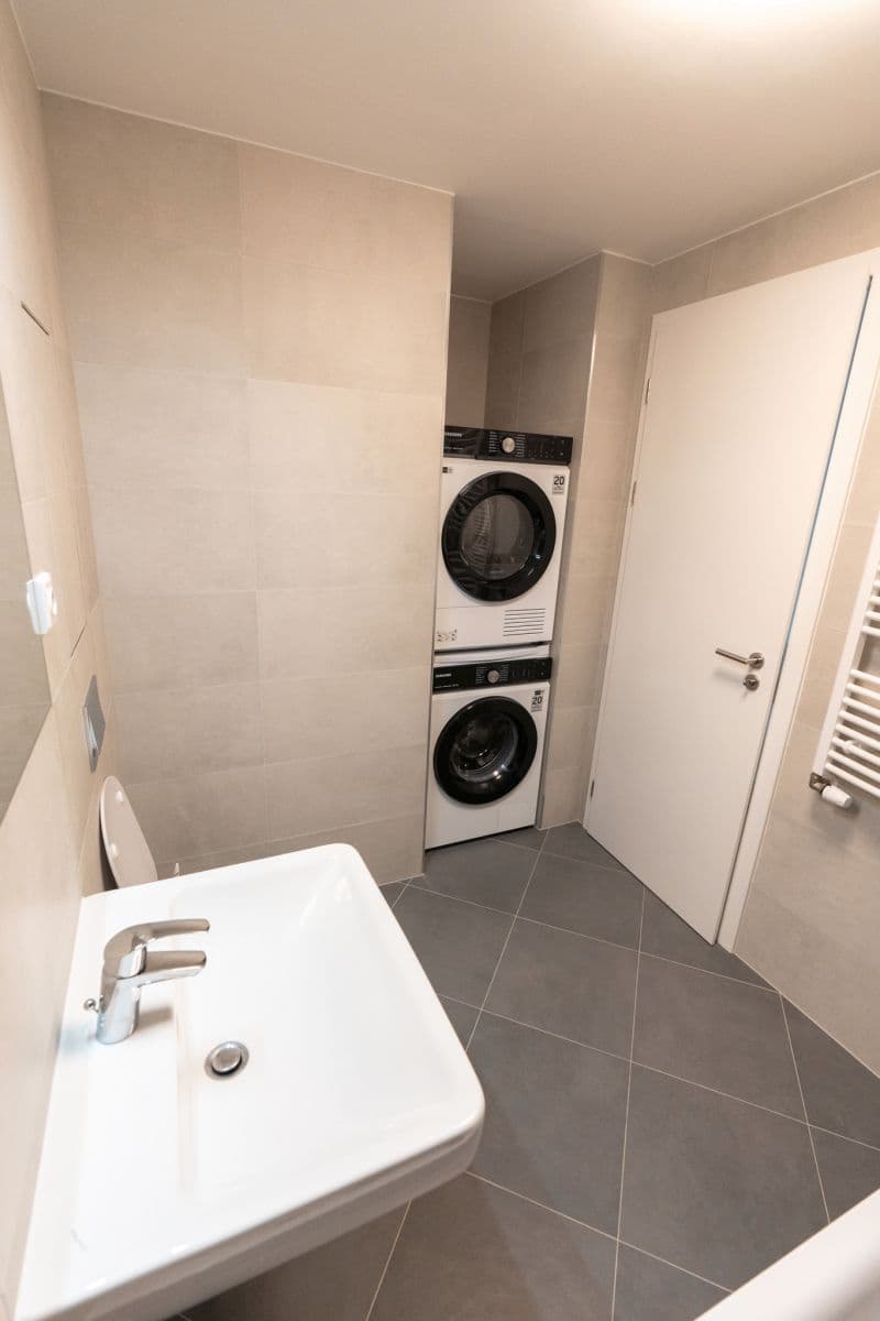 Pronájem bytu 2+kk 52 m², Jankovcova, Praha, Praha Pronájem bytu 2+kk 52 m², Jankovcova, Praha, Praha