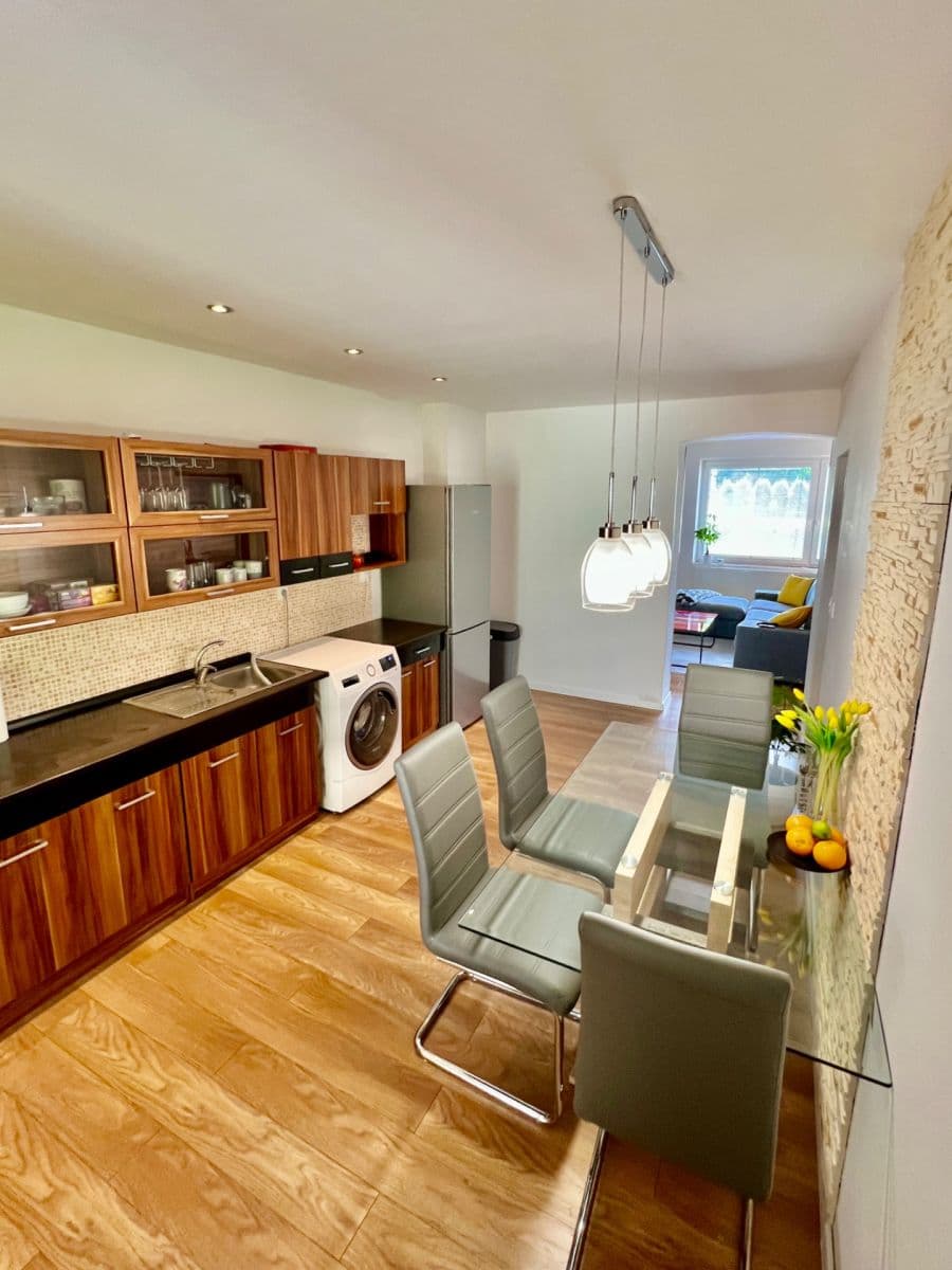 Pronájem domu 137 m², pozemek 730 m², Družby, Hrádek, Plzeňský kraj Pronájem domu 137 m², pozemek 730 m², Družby, Hrádek, Plzeňský kraj