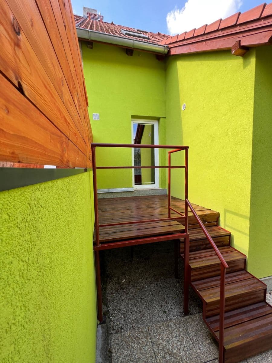 Pronájem domu 137 m², pozemek 730 m², Družby, Hrádek, Plzeňský kraj Pronájem domu 137 m², pozemek 730 m², Družby, Hrádek, Plzeňský kraj