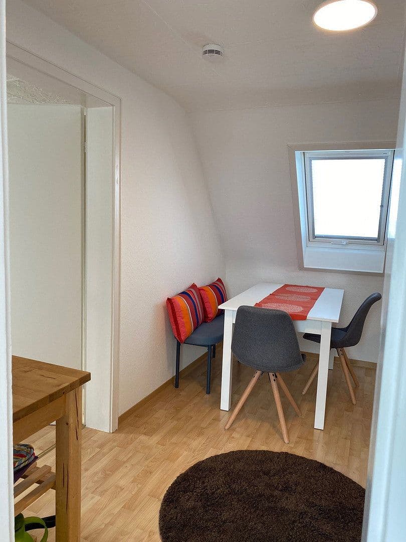 Pronájem bytu 1+kk 31 m², Ludwigsburg, Bádensko-Württembersko Pronájem bytu 1+kk 31 m², Ludwigsburg, Bádensko-Württembersko