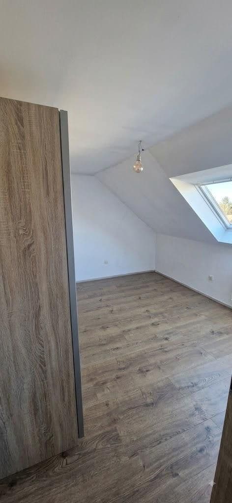 Pronájem bytu 4+1 70 m², Vinningen, Porýní-Falc Pronájem bytu 4+1 70 m², Vinningen, Porýní-Falc