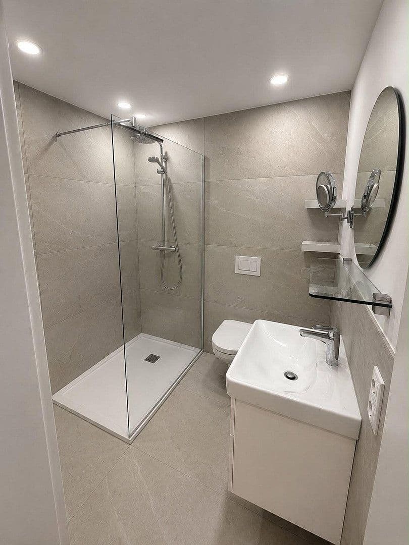 Pronájem bytu 4+1 153 m², Weinstraße 2, Volkach, Bavorsko Pronájem bytu 4+1 153 m², Weinstraße 2, Volkach, Bavorsko