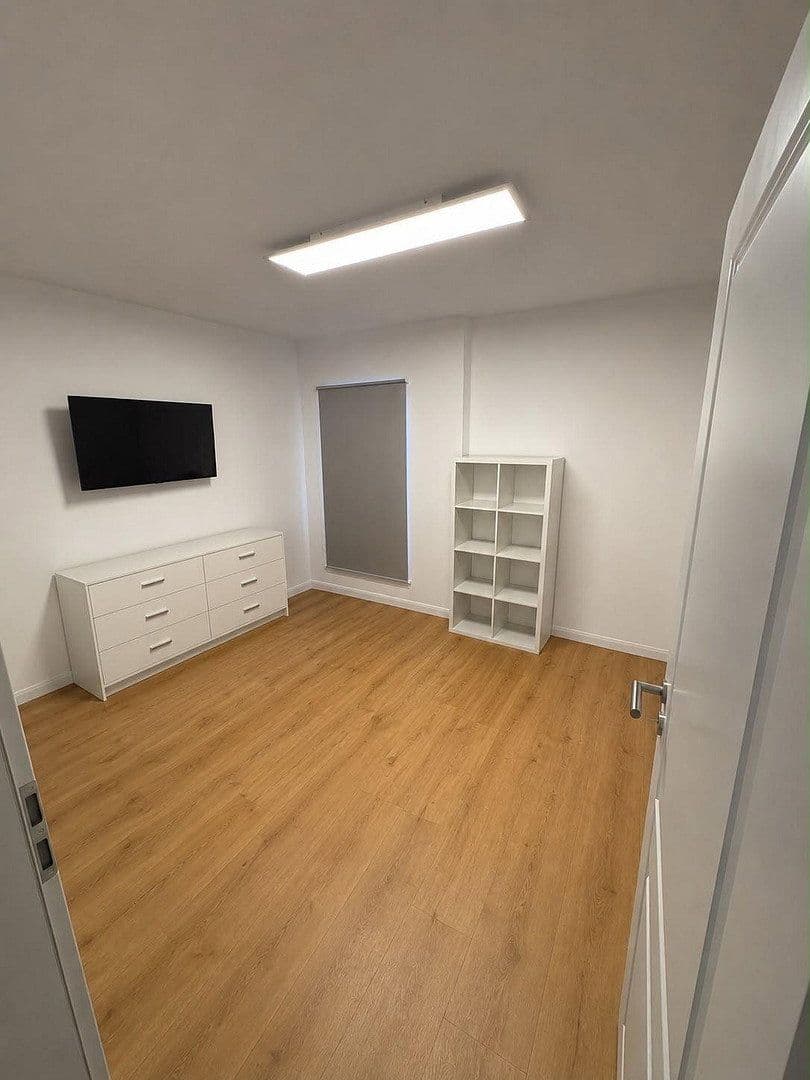 Pronájem bytu 4+1 153 m², Weinstraße 2, Volkach, Bavorsko Pronájem bytu 4+1 153 m², Weinstraße 2, Volkach, Bavorsko
