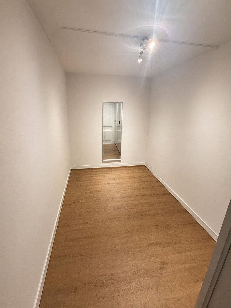 Pronájem bytu 4+1 153 m², Weinstraße 2, Volkach, Bavorsko Pronájem bytu 4+1 153 m², Weinstraße 2, Volkach, Bavorsko