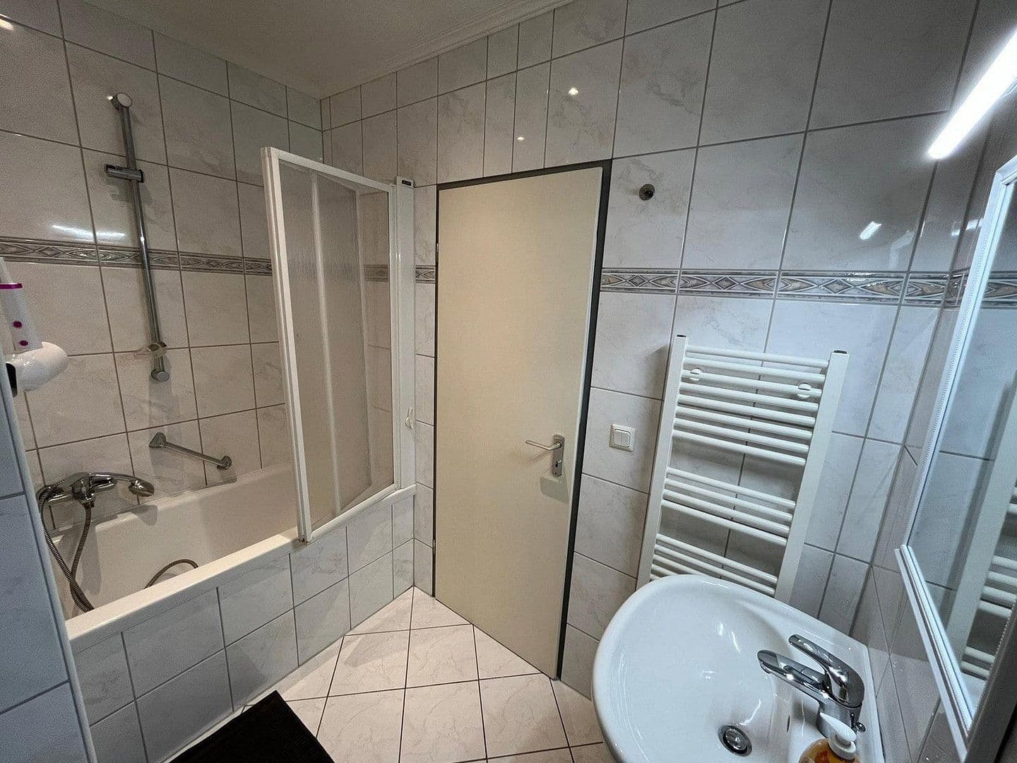 Prodej bytu 3+kk 86 m², Mühlenweg 197, Leverkusen, Severní Porýní-Vestfálsko Prodej bytu 3+kk 86 m², Mühlenweg 197, Leverkusen, Severní Porýní-Vestfálsko