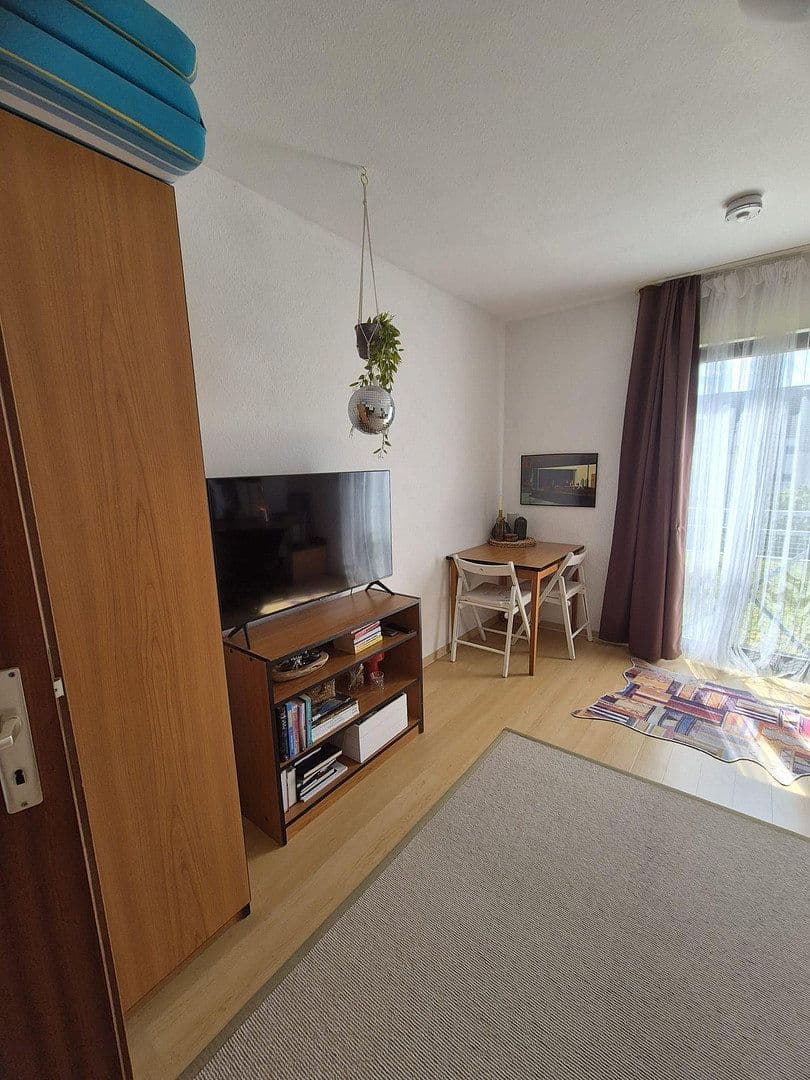 Pronájem bytu 1+1 23 m², Steubenstraße 76-78, Mannheim, Bádensko-Württembersko Pronájem bytu 1+1 23 m², Steubenstraße 76-78, Mannheim, Bádensko-Württembersko