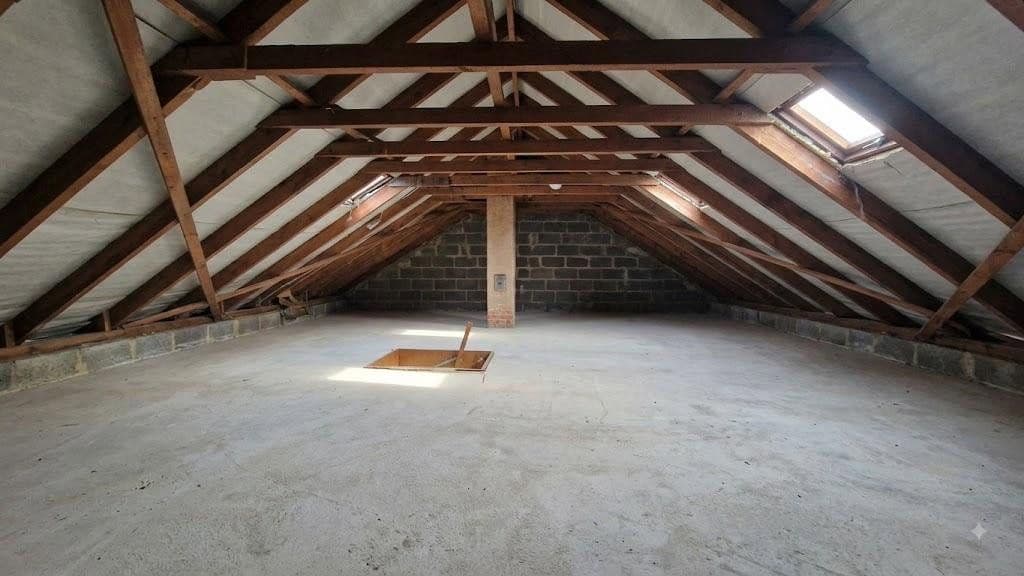 Pronájem domu 150 m², pozemek 550 m², Dahn, Porýní-Falc Pronájem domu 150 m², pozemek 550 m², Dahn, Porýní-Falc