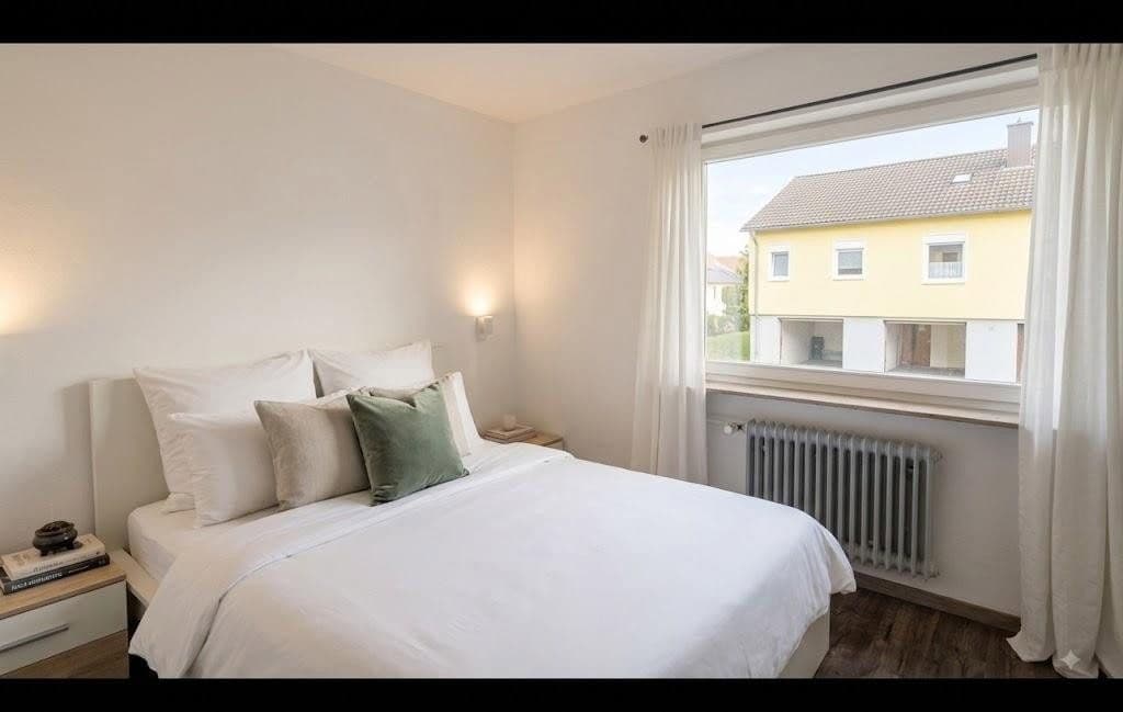 Pronájem domu 150 m², pozemek 550 m², Dahn, Porýní-Falc Pronájem domu 150 m², pozemek 550 m², Dahn, Porýní-Falc
