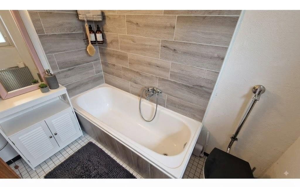 Pronájem domu 150 m², pozemek 550 m², Dahn, Porýní-Falc Pronájem domu 150 m², pozemek 550 m², Dahn, Porýní-Falc