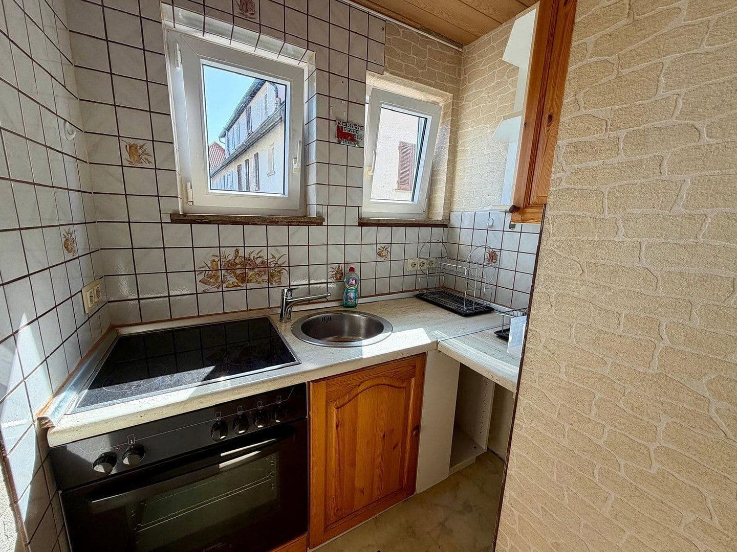 Prodej bytu 2+1 33 m², Hermannstraße 14, Pfullingen, Bádensko-Württembersko Prodej bytu 2+1 33 m², Hermannstraße 14, Pfullingen, Bádensko-Württembersko