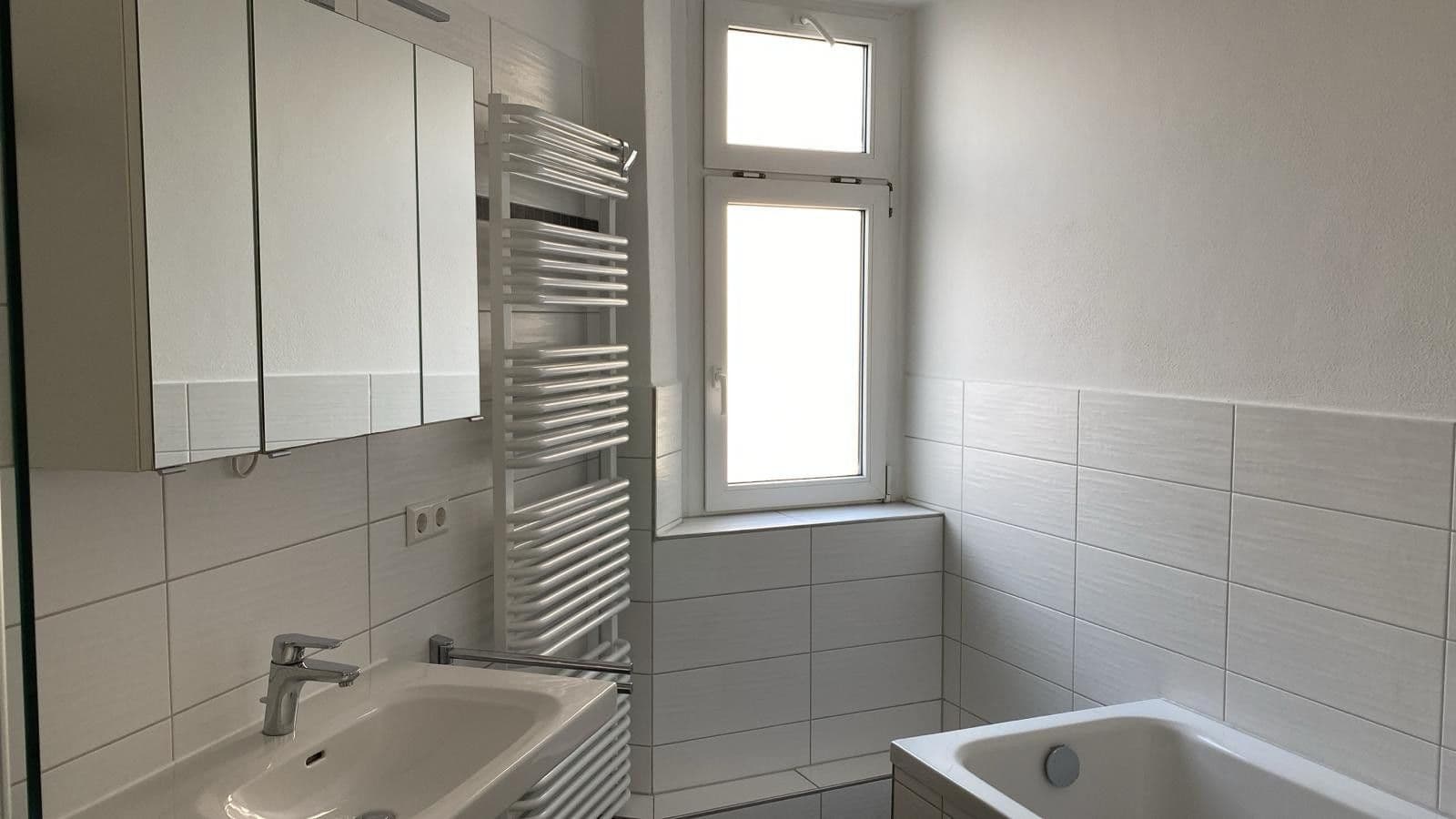 Pronájem bytu 3+1 98 m², Bahnhofstr.2, Cvikov, Sasko Pronájem bytu 3+1 98 m², Bahnhofstr.2, Cvikov, Sasko