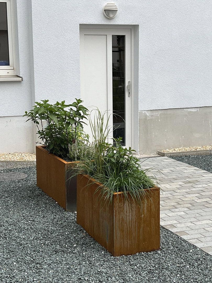 Pronájem bytu 3+1 98 m², Bahnhofstr.2, Cvikov, Sasko Pronájem bytu 3+1 98 m², Bahnhofstr.2, Cvikov, Sasko