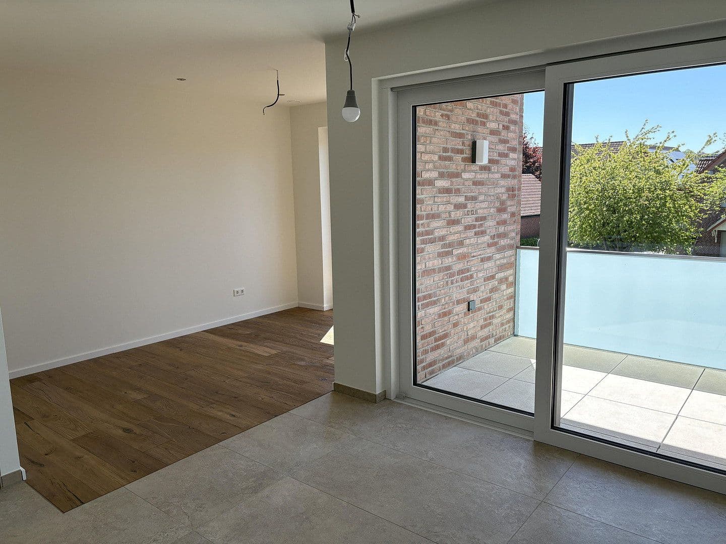 Pronájem bytu 2+1 55 m², Legden, Severní Porýní-Vestfálsko Pronájem bytu 2+1 55 m², Legden, Severní Porýní-Vestfálsko
